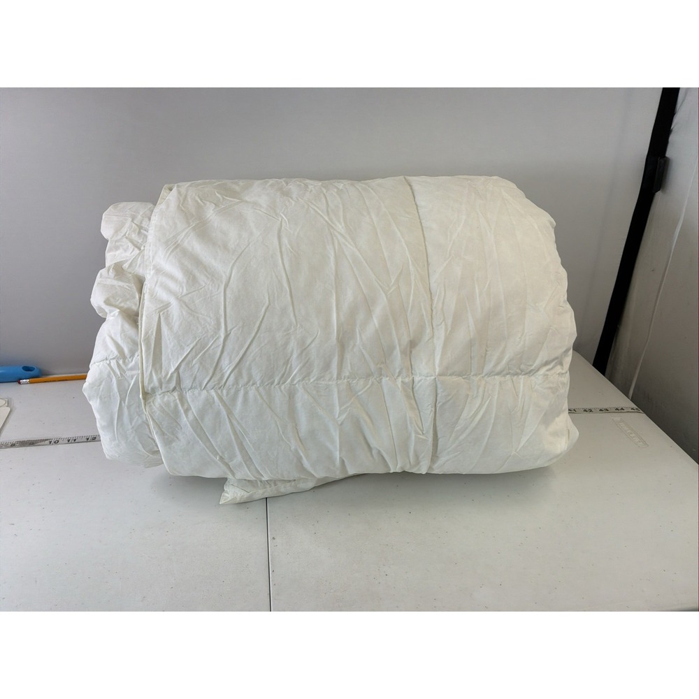 Threshold White Down Feathers Comforter King Comfy Cozy Cabin Warm Insert